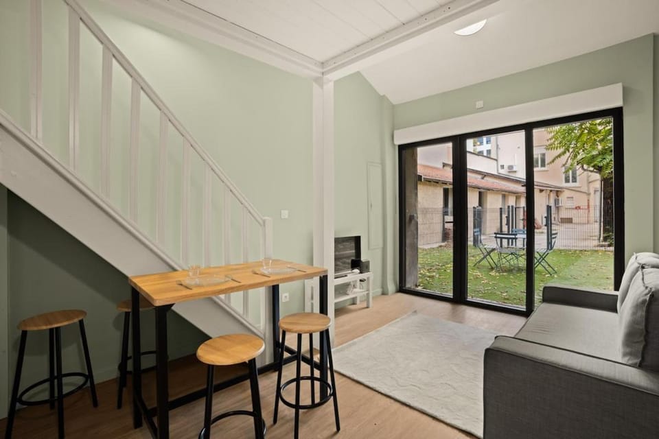 La Parenthèse Bohème Apartment in Villeurbanne
