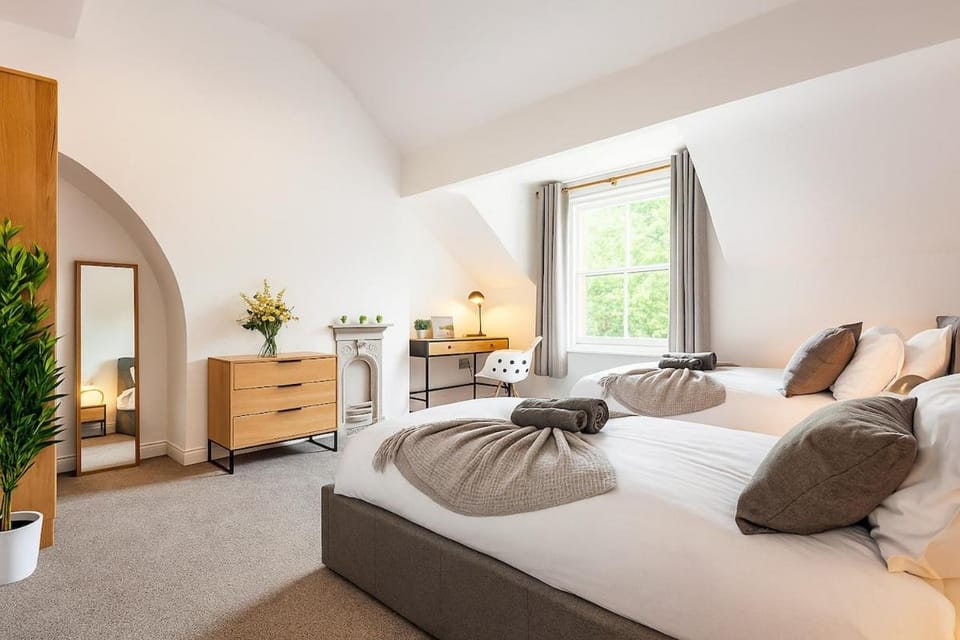 The Lytham Retreat - New! Spacious & Luxurious Apartment in Borough of Fylde