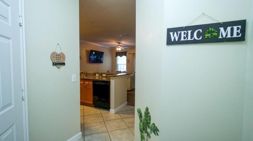 Stylish and cozy townhome! House in Casselberry