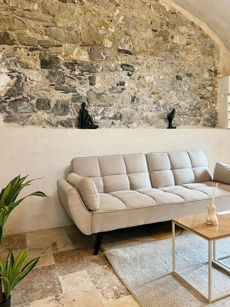 Le Bastion - Jacuzzi au Château Fort Apartment in Auvergne-Rhône-Alpes