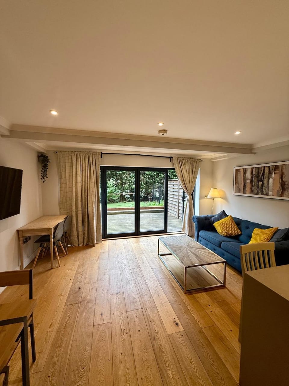 Cozy Flat with garden in Prime Location Apartment in Brentford