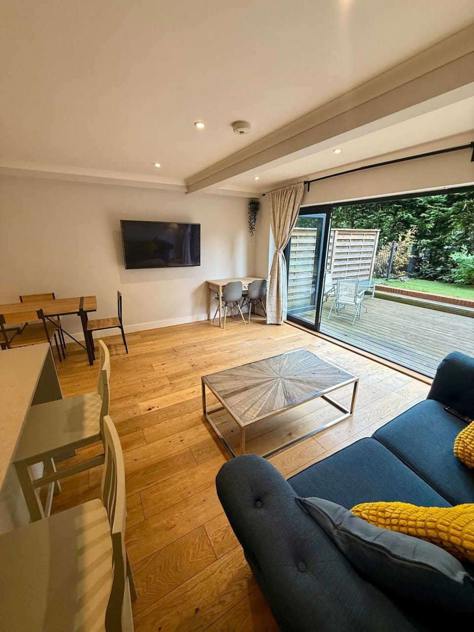 Cozy Flat with garden in Prime Location Apartment in Brentford