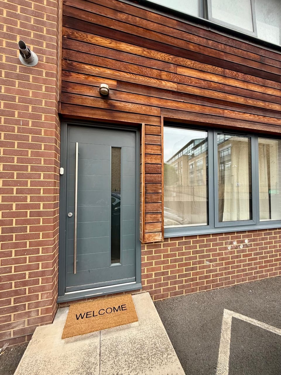 Property building, Facade/entrance