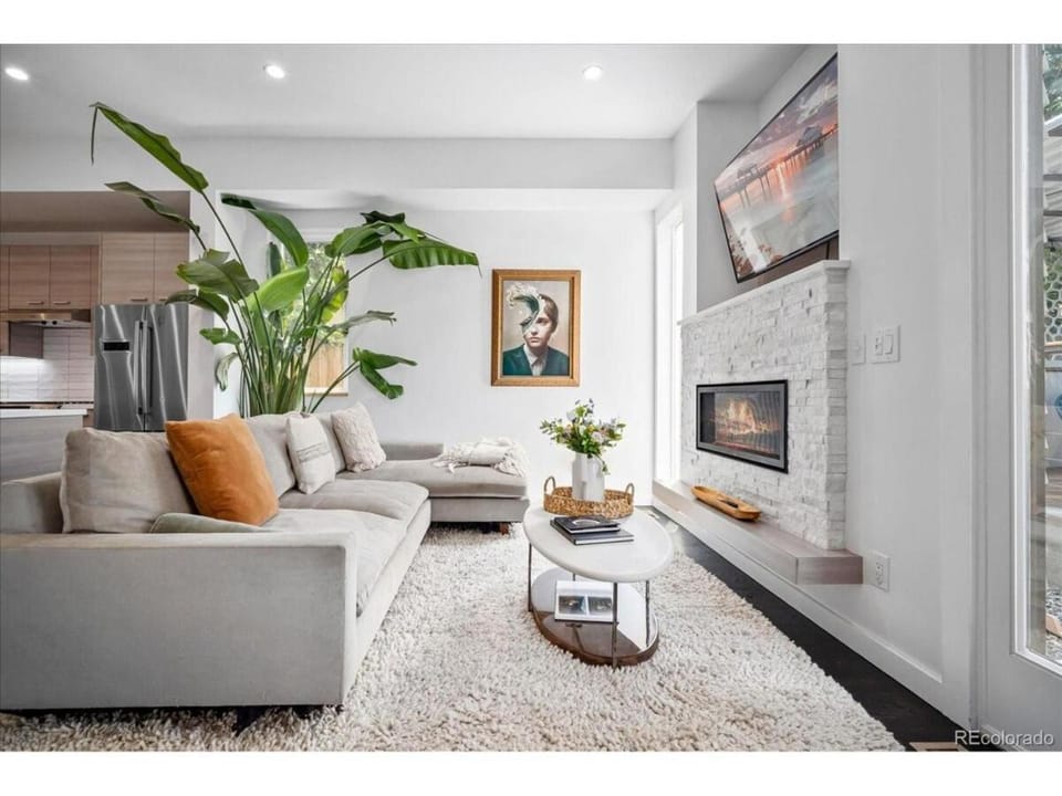 Living room, fireplace