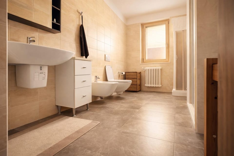 Toilet, Bathroom