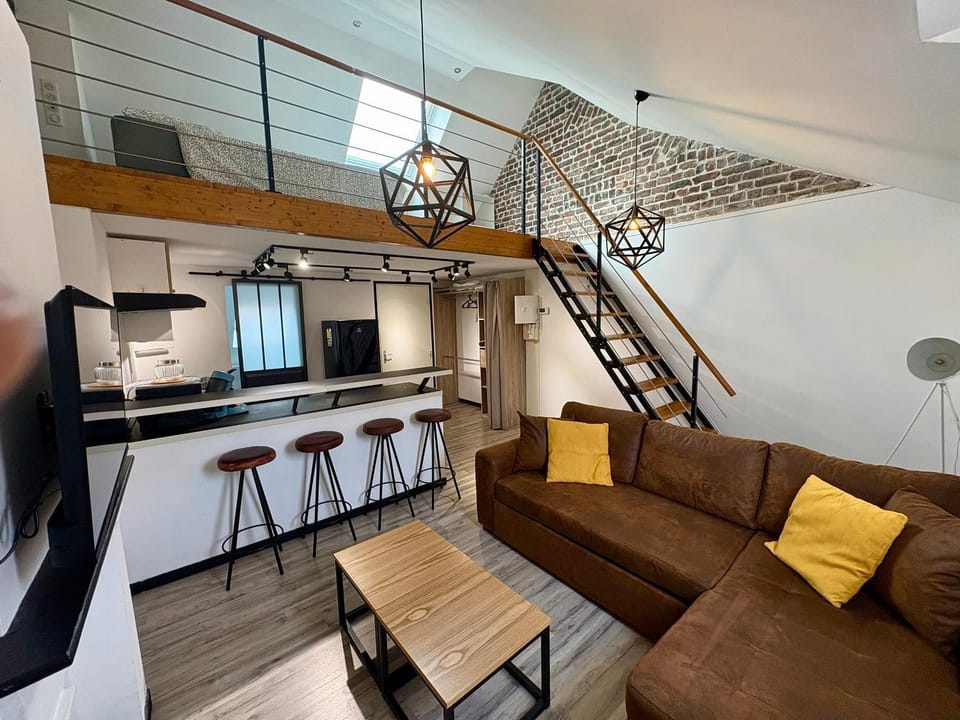 Charmant Loft 4 pers Au centre Douai Netflix Apartment in Hauts-de-France