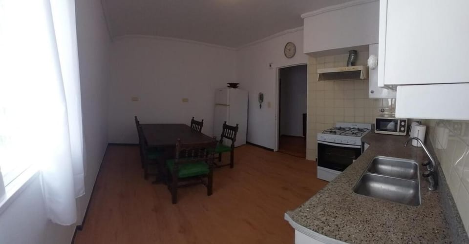 Departamento con cochera y desayuno Apartment in Rosario