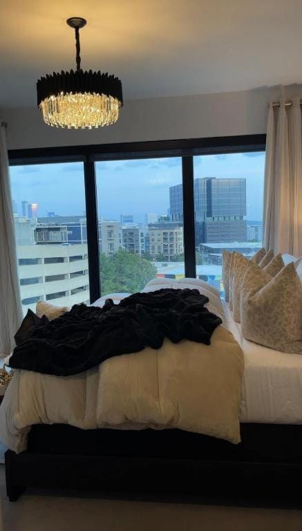 Midtown Atlanta Luxury King Suite Apartment in Atlanta
