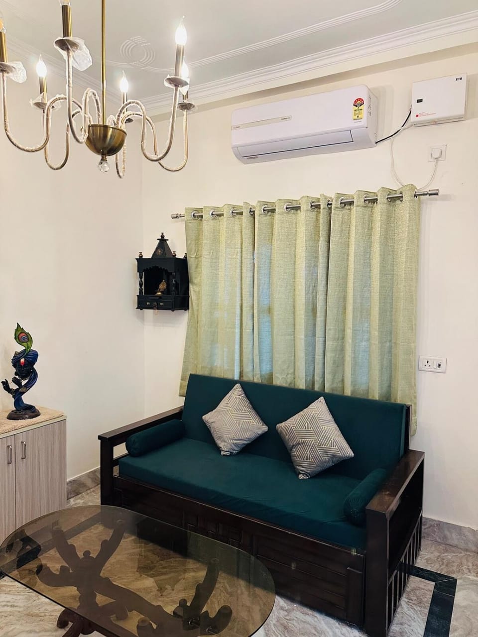 Dhara Apartment in Varanasi