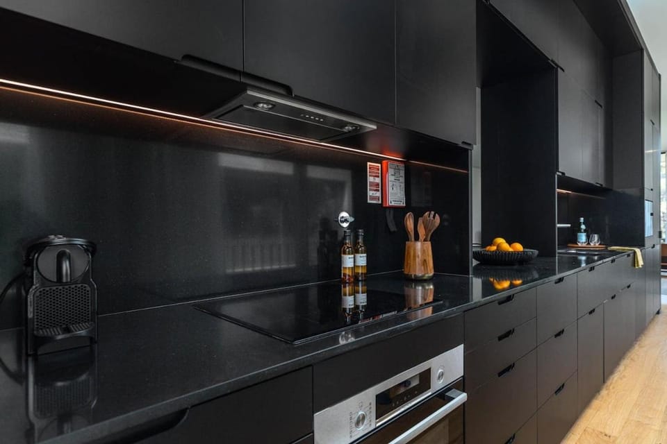 Villa Cascais Luxe - Rooftop Pool Apartment in Cascais