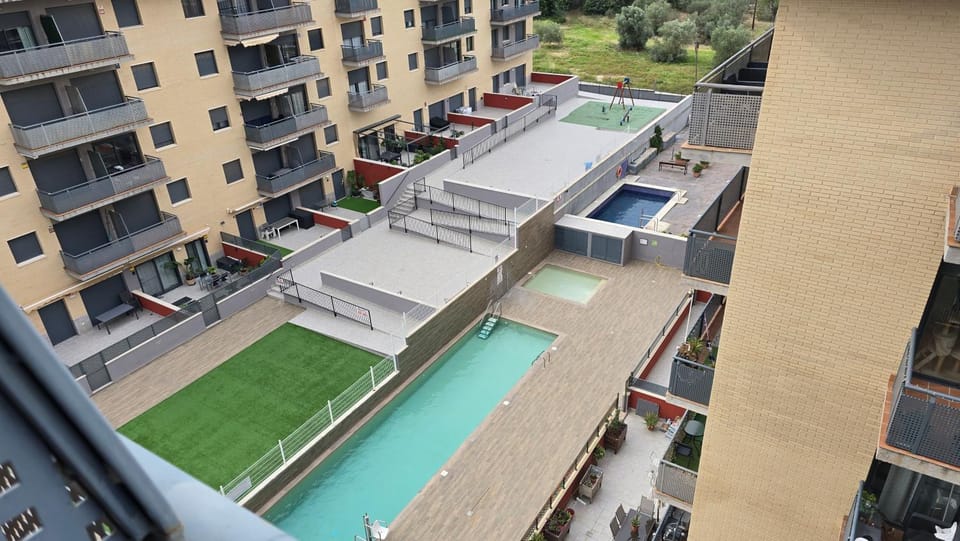 Off site, Children play ground, Area and facilities, Swimming pool