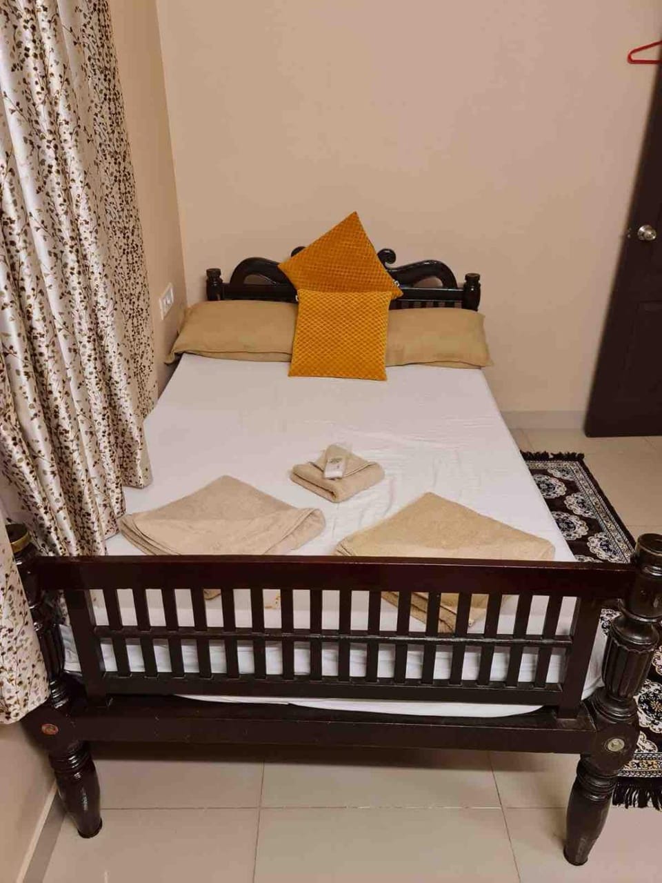 The Den -Villa -1 or 2BHK -Near - Airport -IT park Villa in Chennai