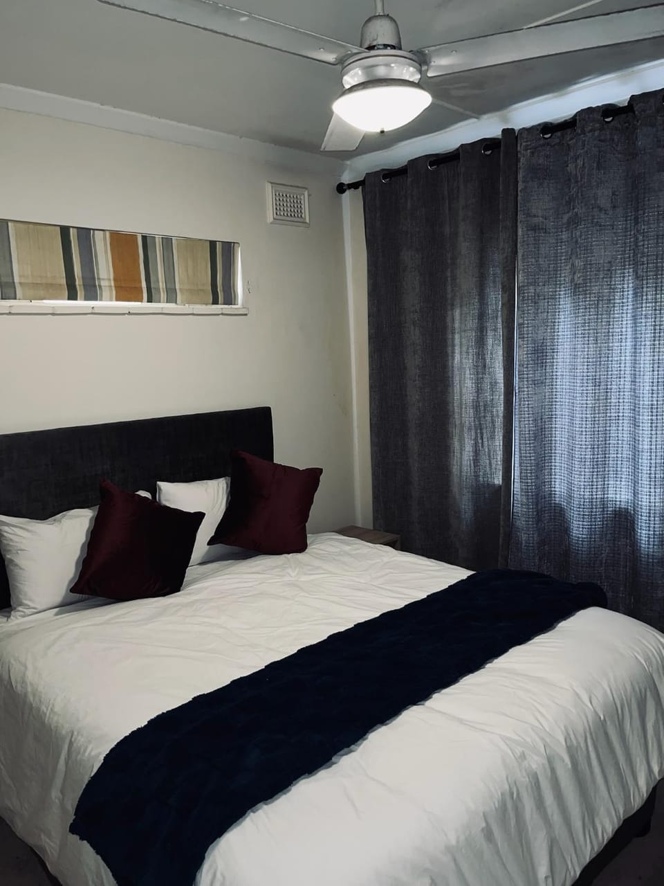 La Phosh Guest House Bed and Breakfast in Durban