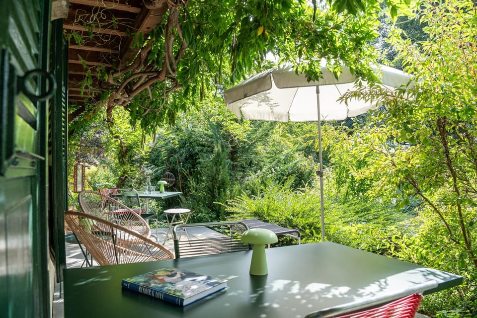 Property building, Balcony/Terrace