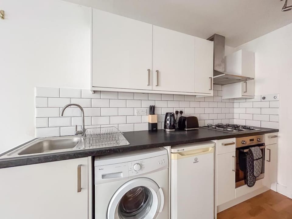 Stylish Camden Apartment C7 Apartment in London Borough of Islington