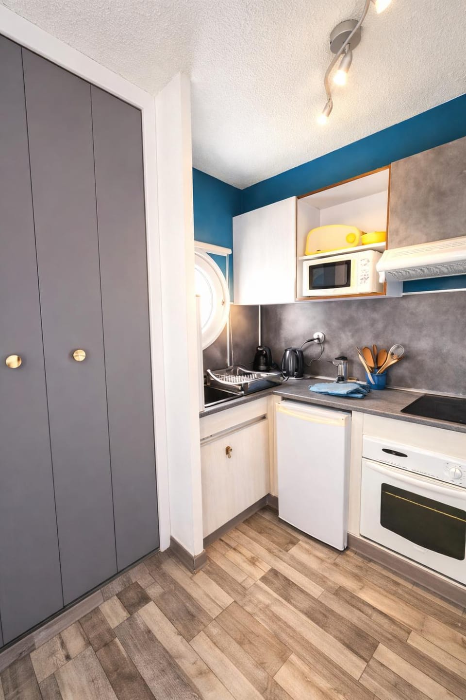 Cozy one-bedroom apartment with veranda and parking Apartment in Bolquère