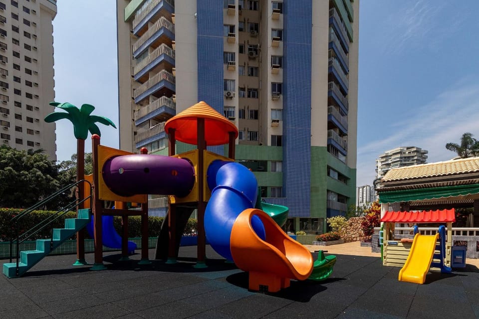 Children play ground, Area and facilities