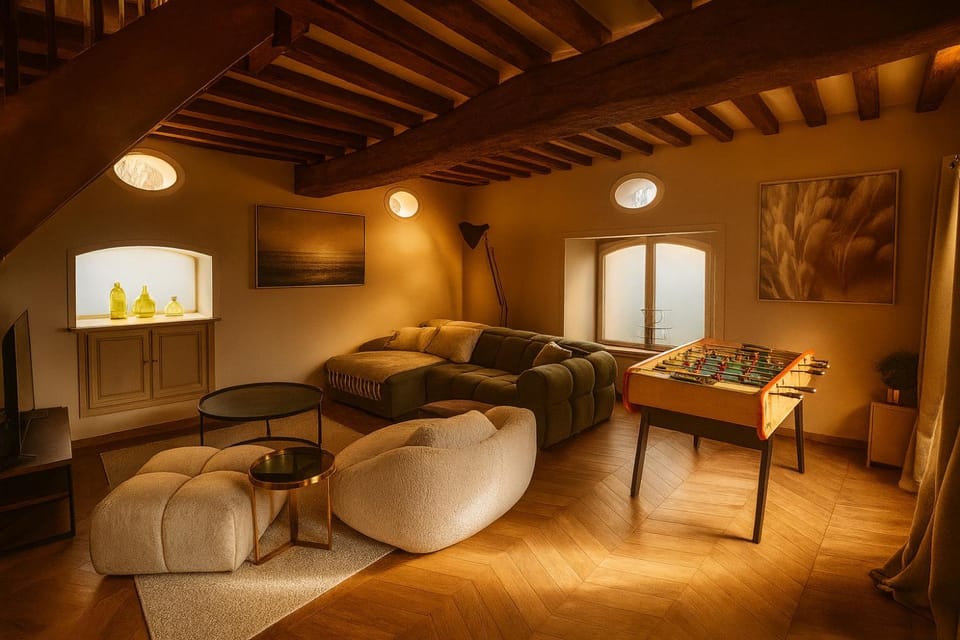 Communal lounge/ TV room, Seating area