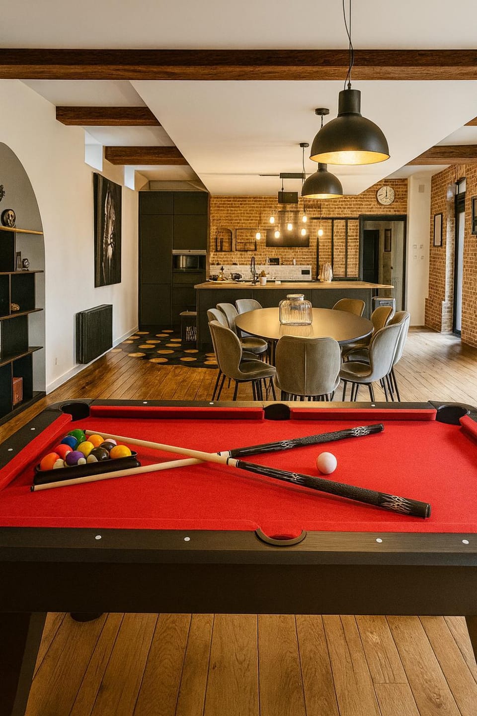Billiard, Kitchen or kitchenette, Seating area, Meeting/conference room