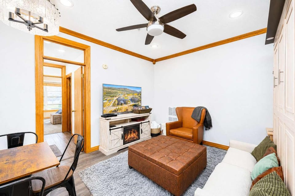 Newly Updated Cozy Escape Close to Ski Lifts House in Brian Head