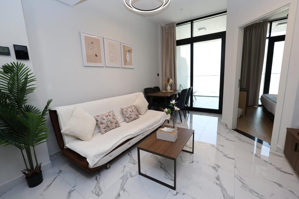 Living room, Photo of the whole room, Seating area