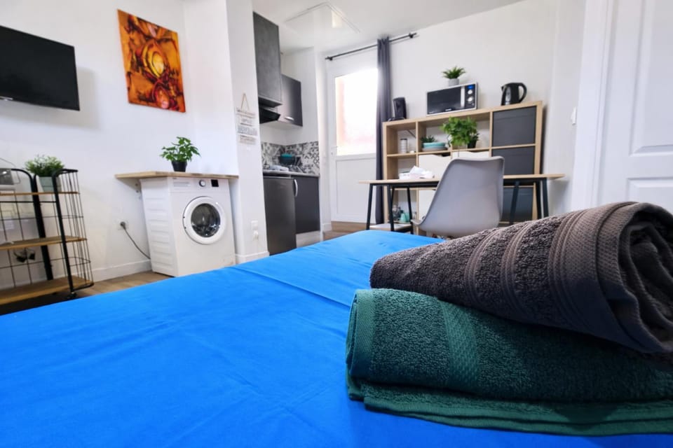 Studio avec terrasse Apartment in Normandy