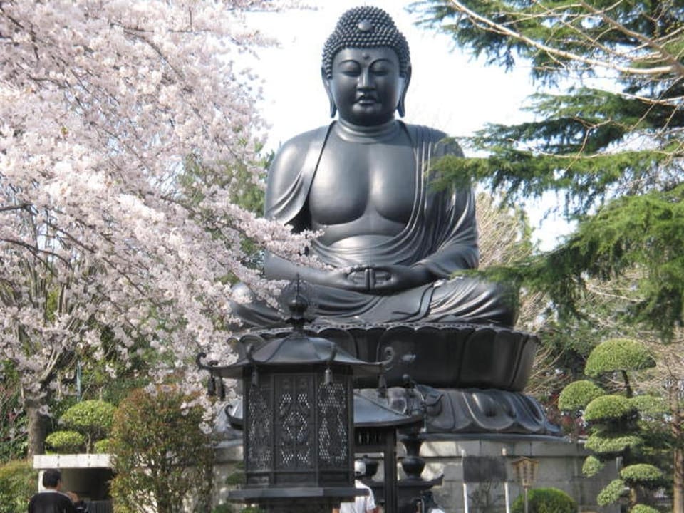Nearby landmark, Spring