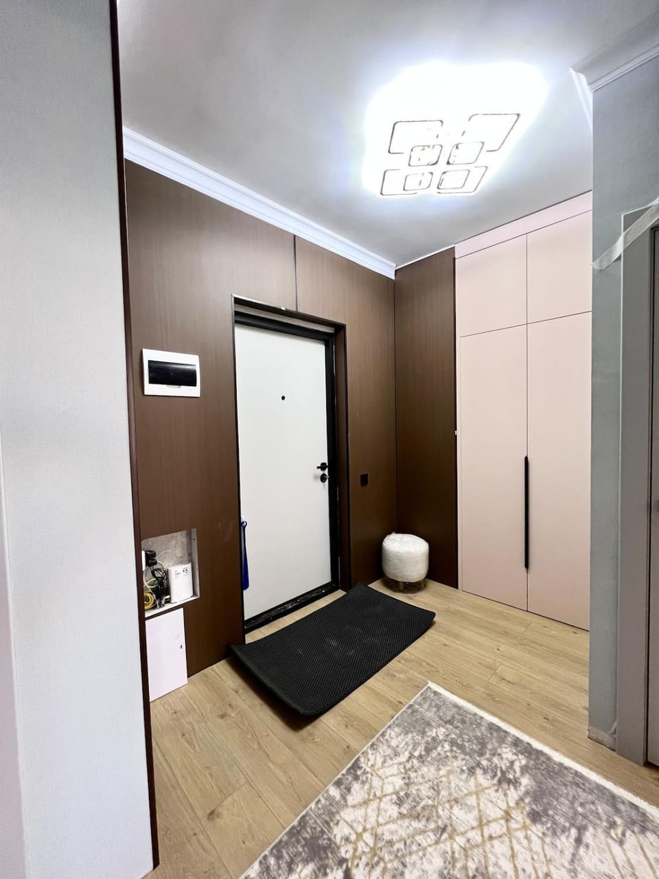 Современный 3х комнатный апартаменты на Туране возле Барыс Арена Apartment in Kazakhstan