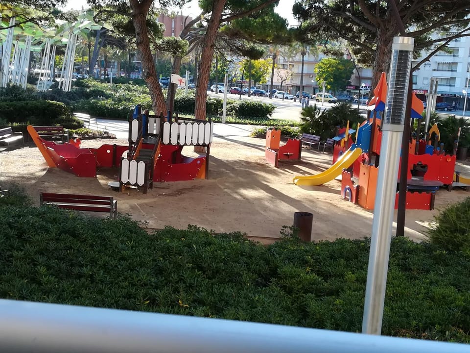 Natural landscape, Children play ground, Garden, View (from property/room), Balcony/Terrace, Garden view