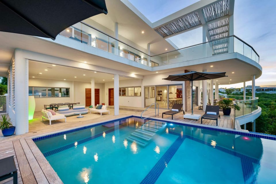 Skyline Villas - Villa Skyline with stunning Ocean View Villa in Turks and Caicos Islands