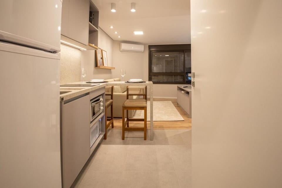 Kitchen or kitchenette, Dining area, oven, pet friendly, stove