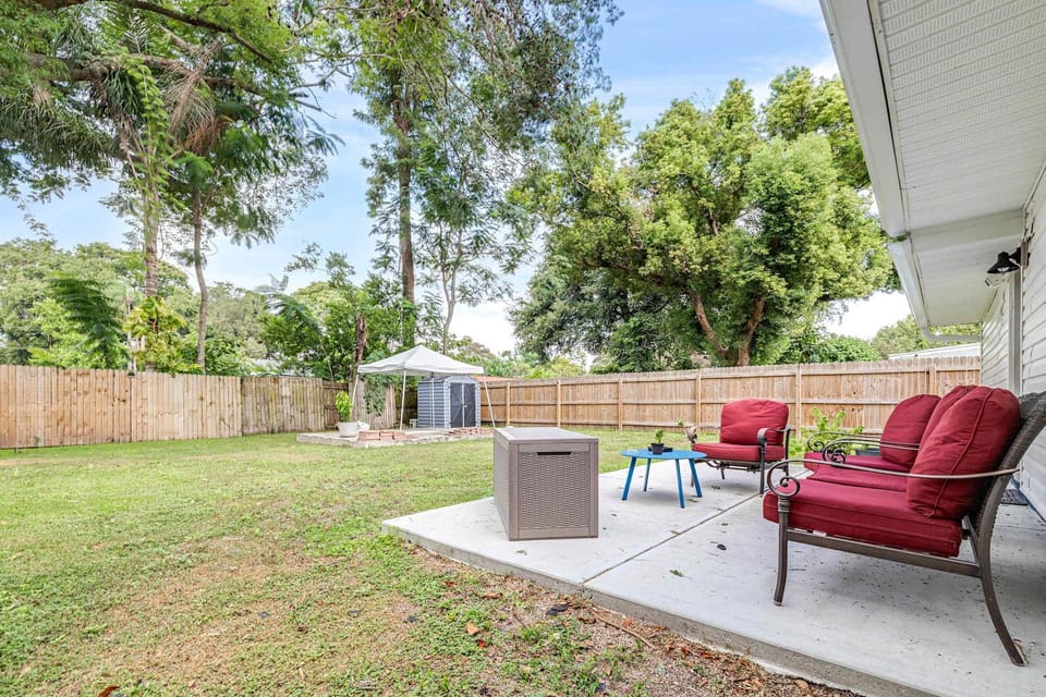 La Casita - Stay for 6 Guests House in Tampa