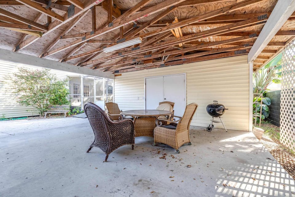 The Roland Villa - For 12ppl House in Tampa