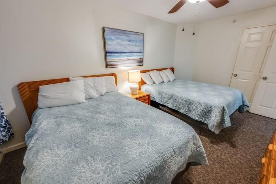 New Private 4BR Ashworth, Direct Oceanfront Views House in North Myrtle Beach