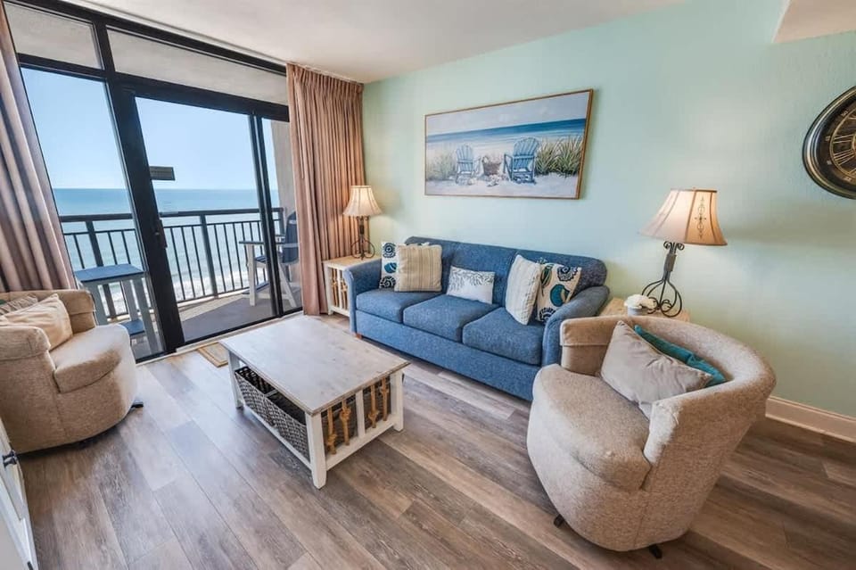 2BR Direct Oceanfront at Beach Cove Resort wPools House in North Myrtle Beach