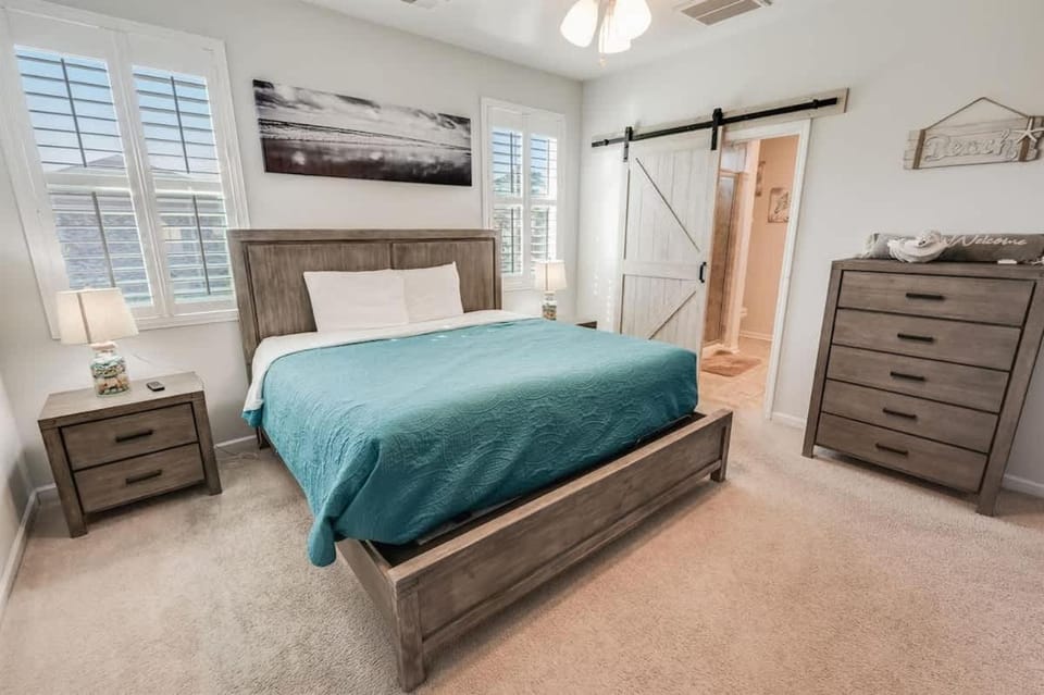 Spacious 3BR Home Close to Beach Centrally Located House in Carolina Forest
