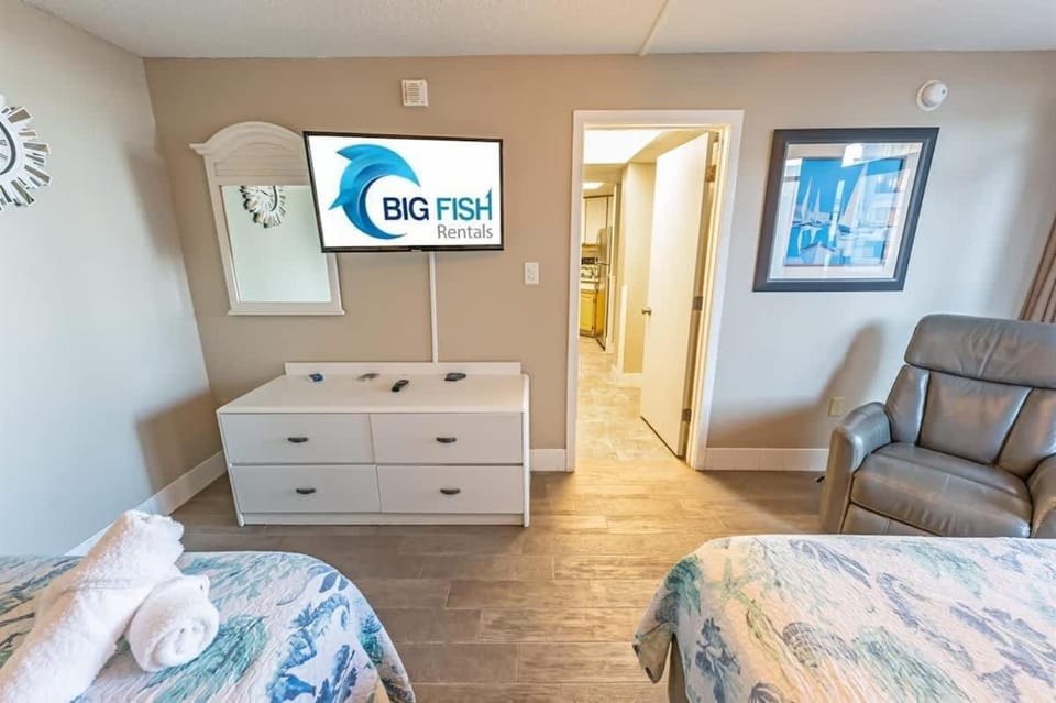 Oceanview Landmark,Beautiful, Pools, Nice Location House in Myrtle Beach