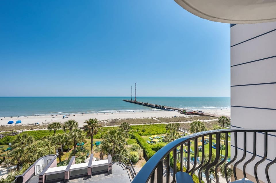 Direct 1BR Oceanfront Views at Palms Nice Pools! House in Myrtle Beach