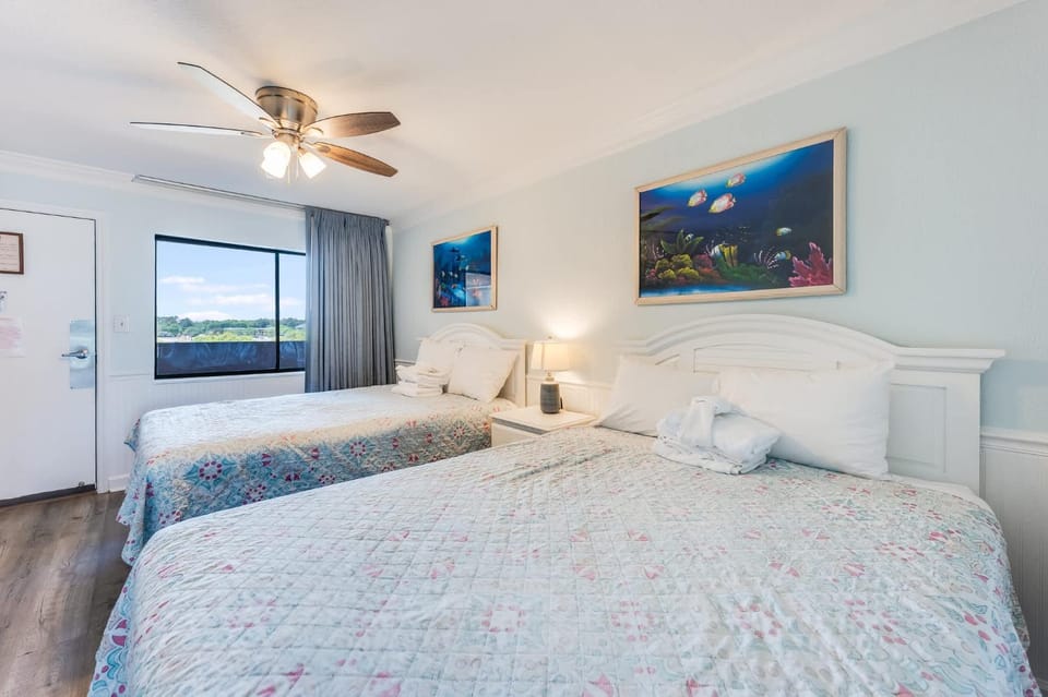 Direct 1BR Oceanfront Views at Palms Nice Pools! House in Myrtle Beach