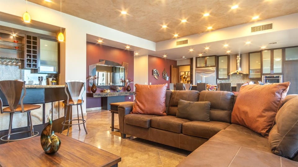 Living room, Seating area