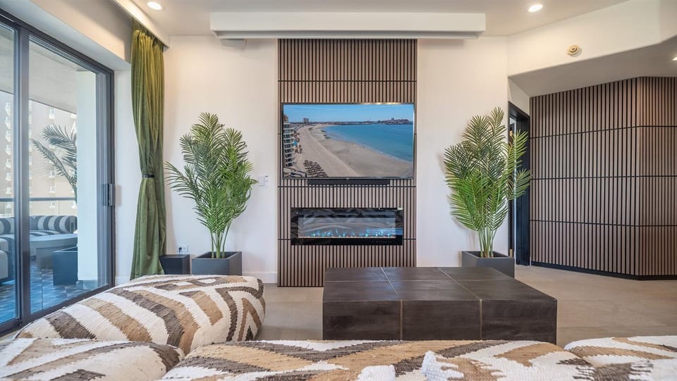 TV and multimedia, Living room, Seating area