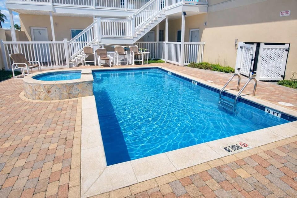 Fresh Like New Patio to Pool Walk to Beach Apartment in South Padre Island