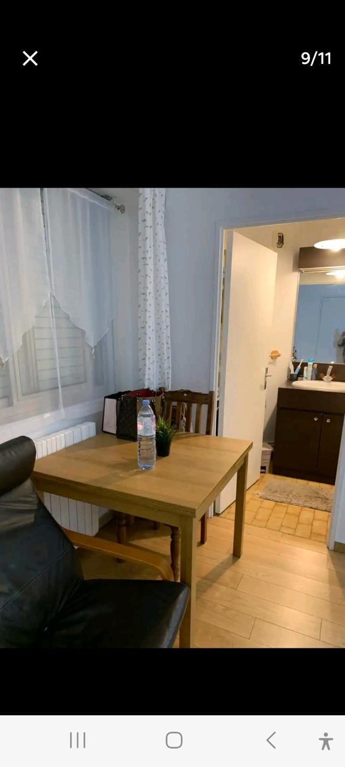 Appa Apartment in Puteaux