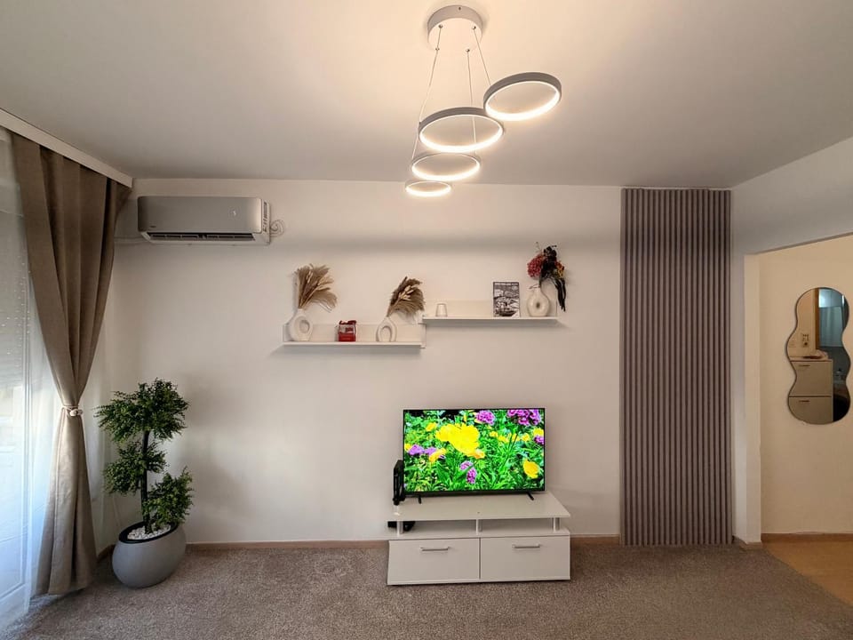 Bright & Cozy Home, Skopje Apartment in Skopje