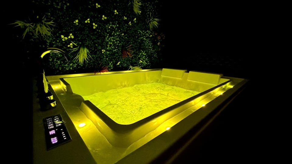 Hot Tub