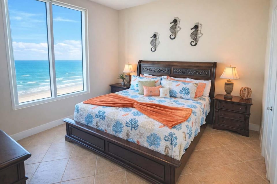 Luxury 17th Floor Beachfront Stunning Views Apartment in South Padre Island