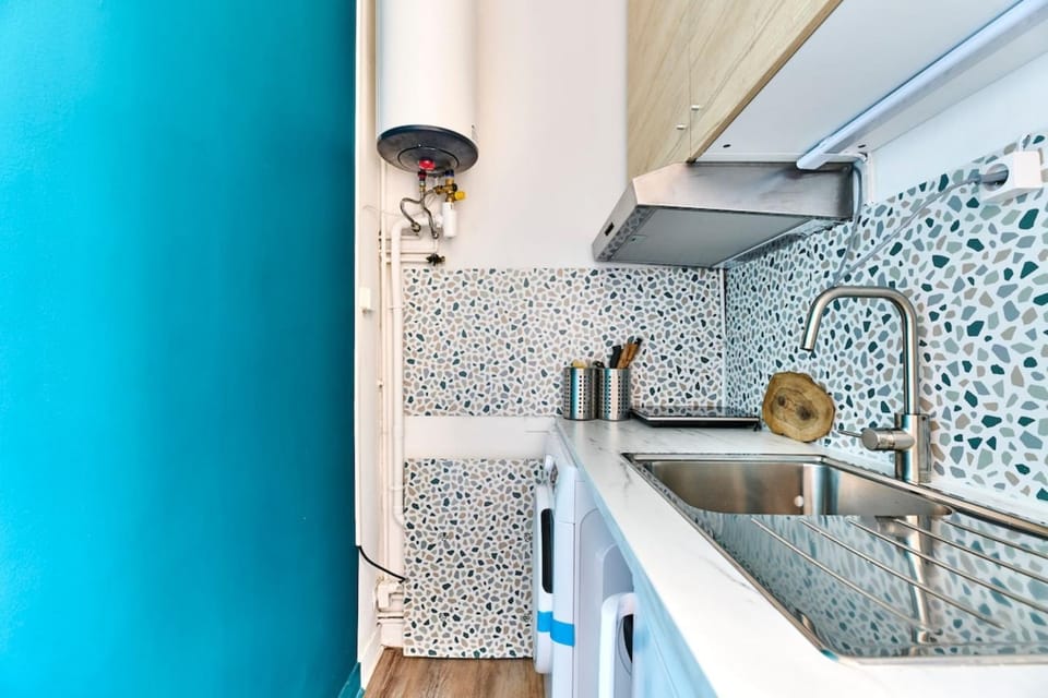 Convention 15th Colorful & Bright Studio managed by Mey Agency Apartment in Paris