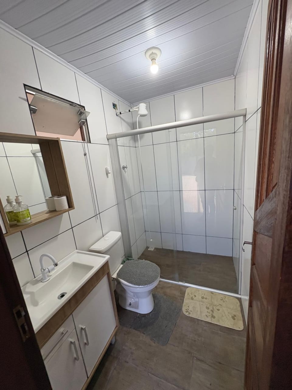 Edícula com Piscina - Caminho das Cachoeiras House in State of Paraná