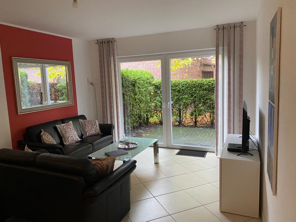 TV and multimedia, Balcony/Terrace, Living room