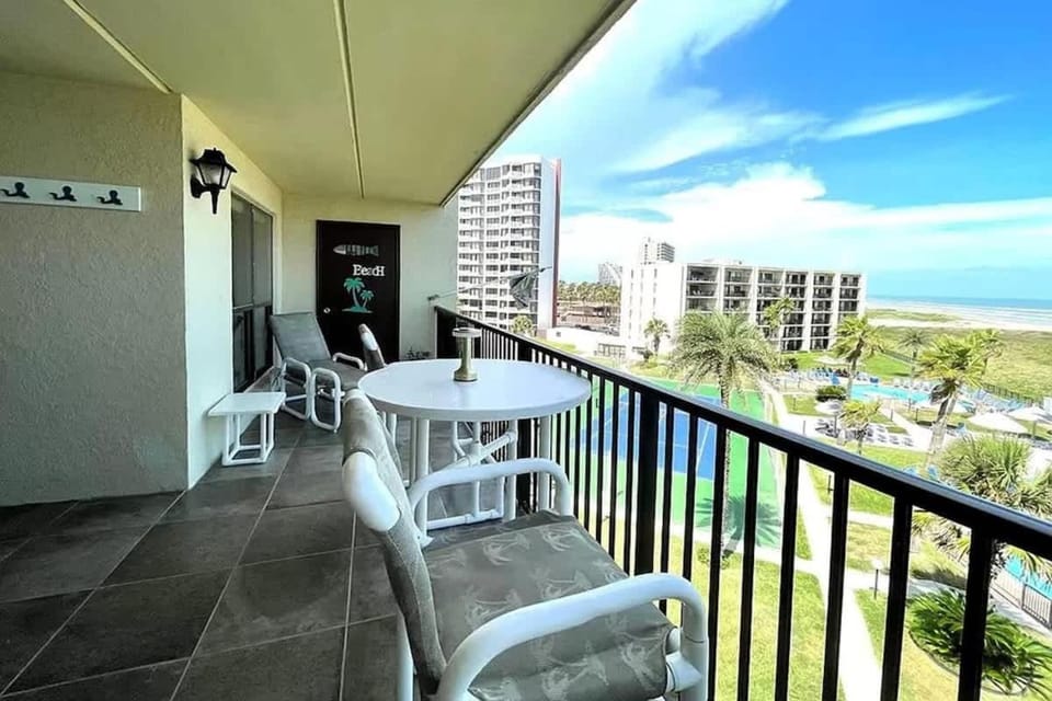 Top Floor Ultimate Beachfront Luxury Remodeled Apartment in South Padre Island